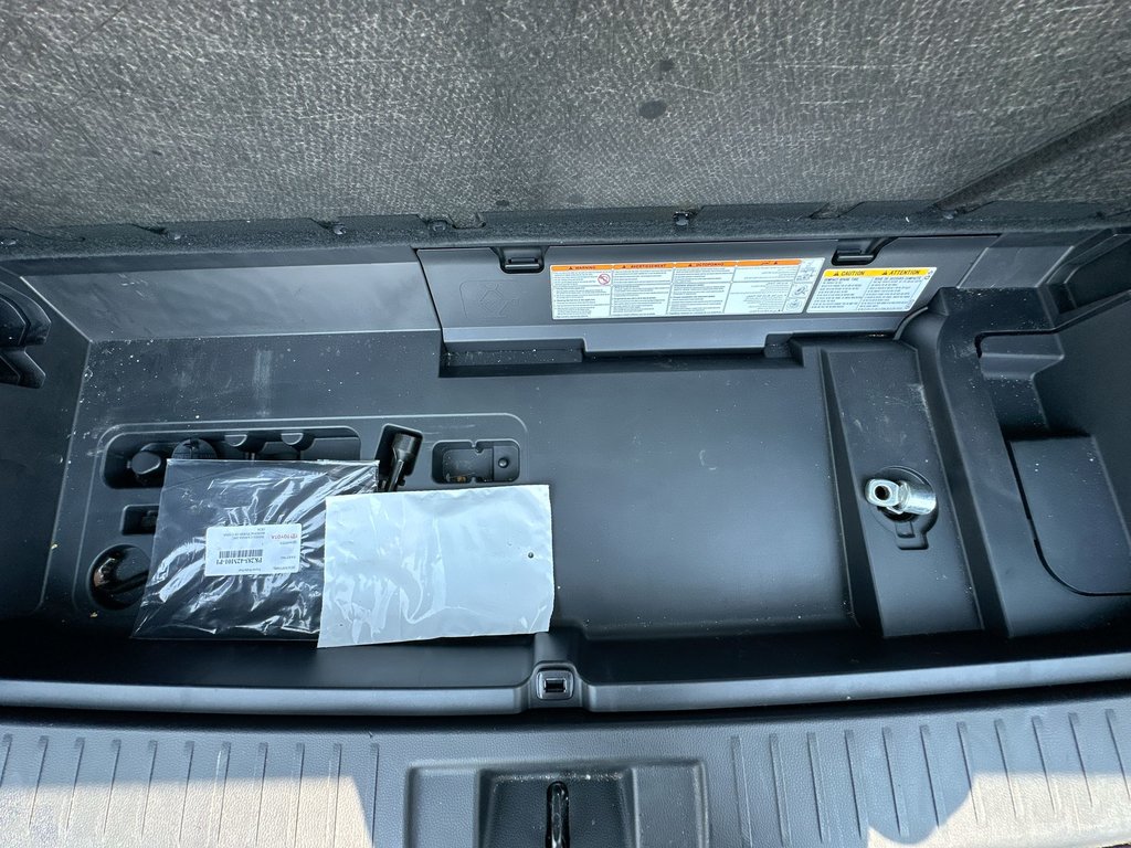 2024 Toyota Highlander in Antigonish, Nova Scotia - 38 - w1024h768px