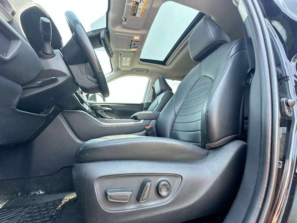 2024 Toyota Highlander in Antigonish, Nova Scotia - 14 - w1024h768px