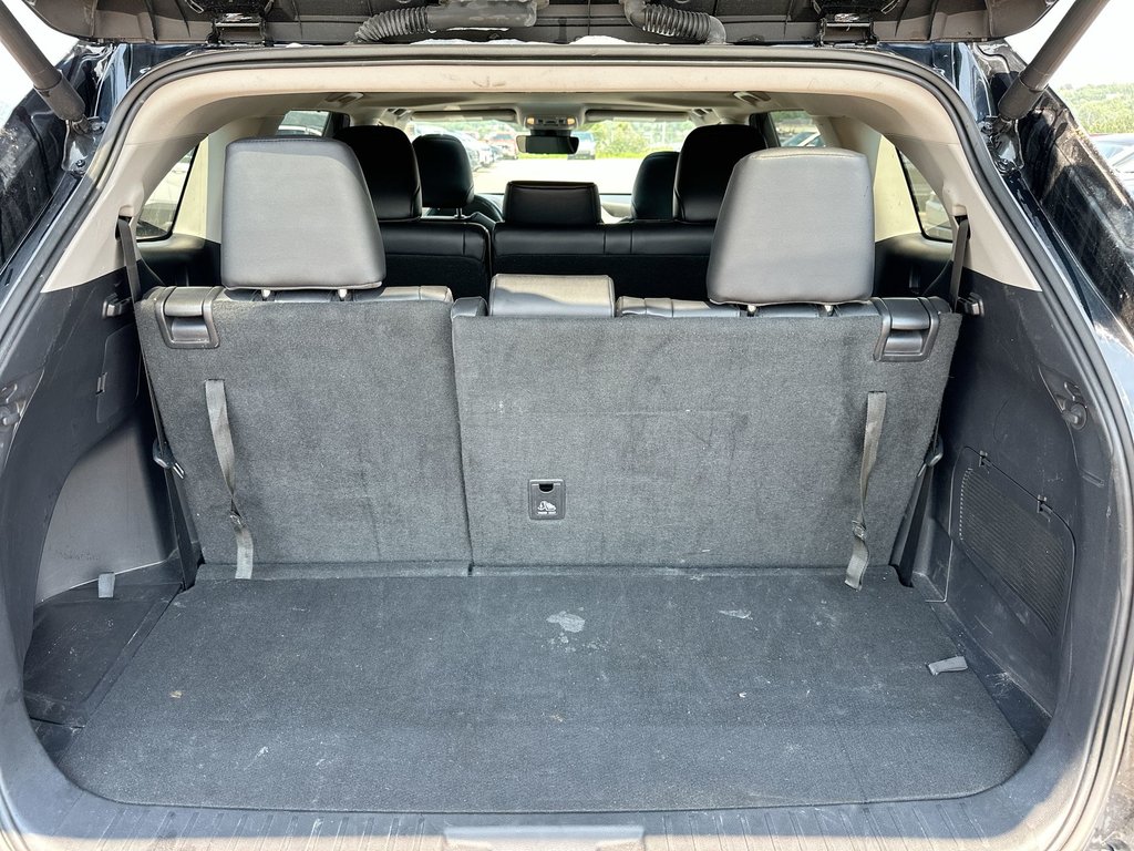 2024 Toyota Highlander in Antigonish, Nova Scotia - 36 - w1024h768px