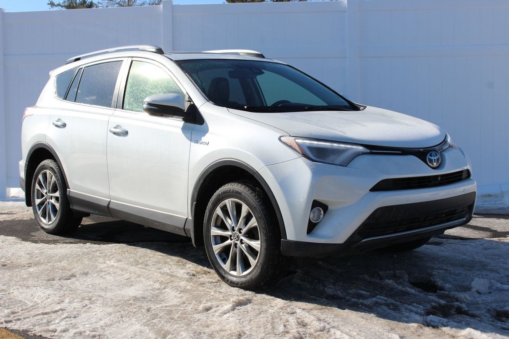 Toyota RAV4 Hybrid Limited | HEV | Leather | SunRoof | Cam | USB | XM 2017 à Saint John, Nouveau-Brunswick - 1 - w1024h768px