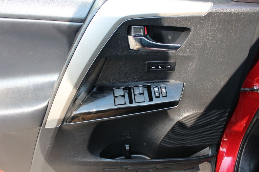 2017 Toyota RAV4 Limited | Leather | SunRoof | Nav | Cam | HtdSeats in Saint John, New Brunswick - 14 - w1024h768px