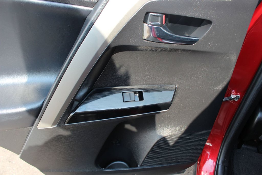 2017 Toyota RAV4 Limited | Leather | SunRoof | Nav | Cam | HtdSeats in Saint John, New Brunswick - 35 - w1024h768px