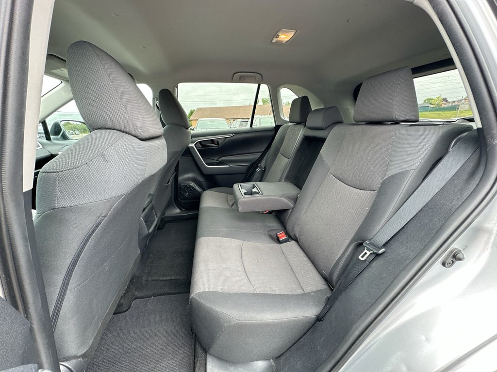 2019 Toyota RAV4 LE | Cam | HtdSeats | Bluetooth | Aux | USB | AC in Saint John, New Brunswick - 33 - w1024h768px