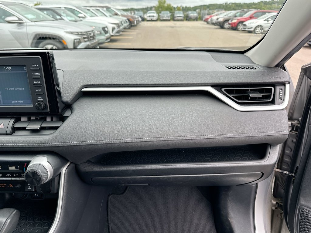 2019 Toyota RAV4 LE | Cam | HtdSeats | Bluetooth | Aux | USB | AC in Saint John, New Brunswick - 44 - w1024h768px