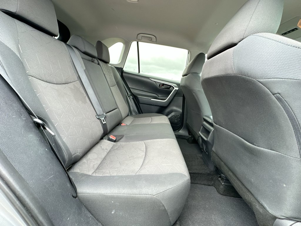 2019 Toyota RAV4 LE | Cam | HtdSeats | Bluetooth | Aux | USB | AC in Saint John, New Brunswick - 40 - w1024h768px