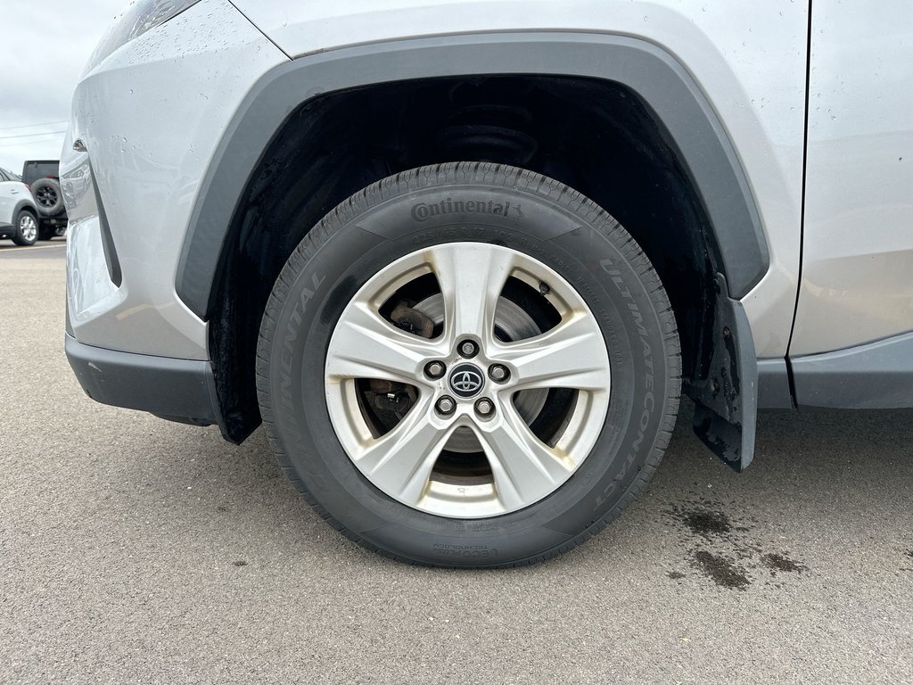 2019 Toyota RAV4 LE | Cam | HtdSeats | Bluetooth | Aux | USB | AC in Saint John, New Brunswick - 10 - w1024h768px