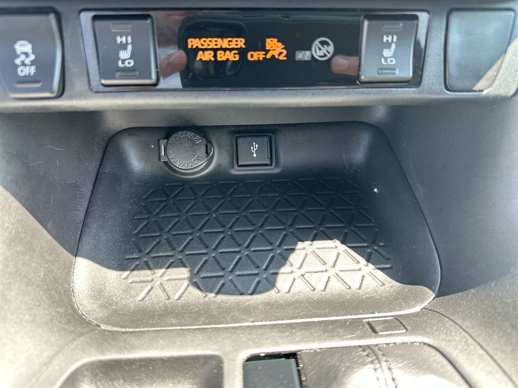 2021 Toyota RAV4 LE | Cam | Bluetooth | AC | Cruise | USB | Aux in Saint John, New Brunswick - 45 - w1024h768px