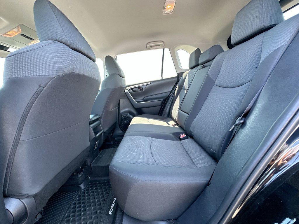 2021 Toyota RAV4 LE | Cam | Bluetooth | AC | Cruise | USB | Aux in Saint John, New Brunswick - 34 - w1024h768px