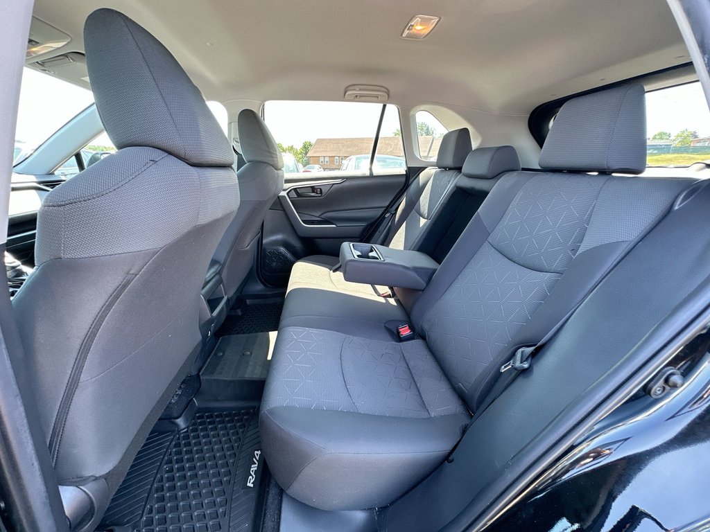 2021 Toyota RAV4 LE | Cam | Bluetooth | AC | Cruise | USB | Aux in Saint John, New Brunswick - 33 - w1024h768px