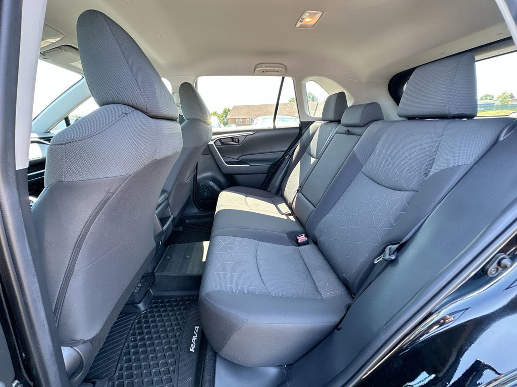 2021 Toyota RAV4 LE | Cam | Bluetooth | AC | Cruise | USB | Aux in Saint John, New Brunswick - 32 - w1024h768px