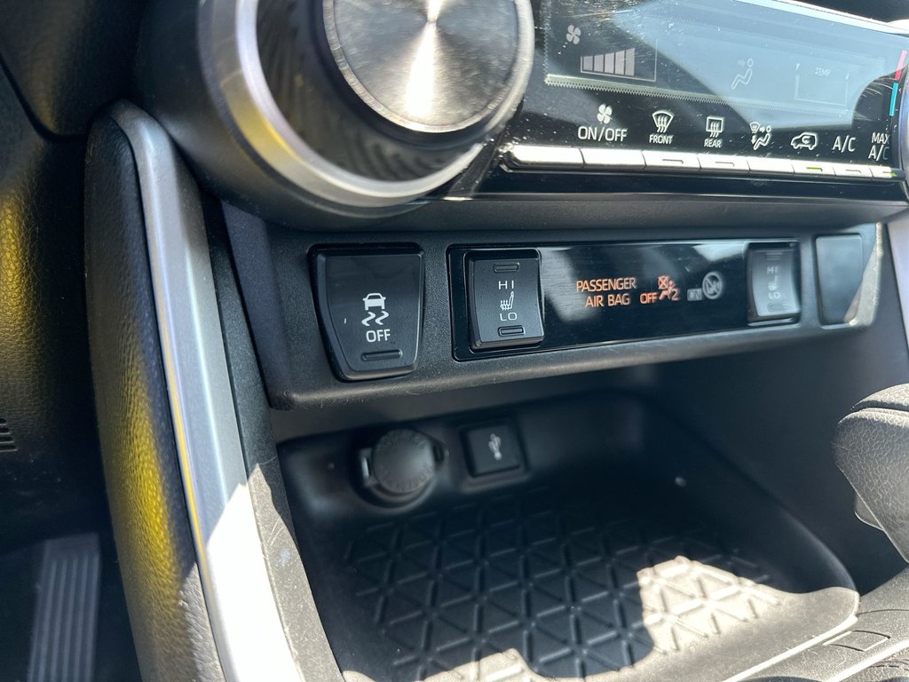 2021 Toyota RAV4 LE | Cam | Bluetooth | AC | Cruise | USB | Aux in Saint John, New Brunswick - 22 - w1024h768px
