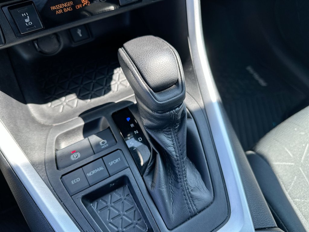 2021 Toyota RAV4 LE | Cam | Bluetooth | AC | Cruise | USB | Aux in Saint John, New Brunswick - 29 - w1024h768px