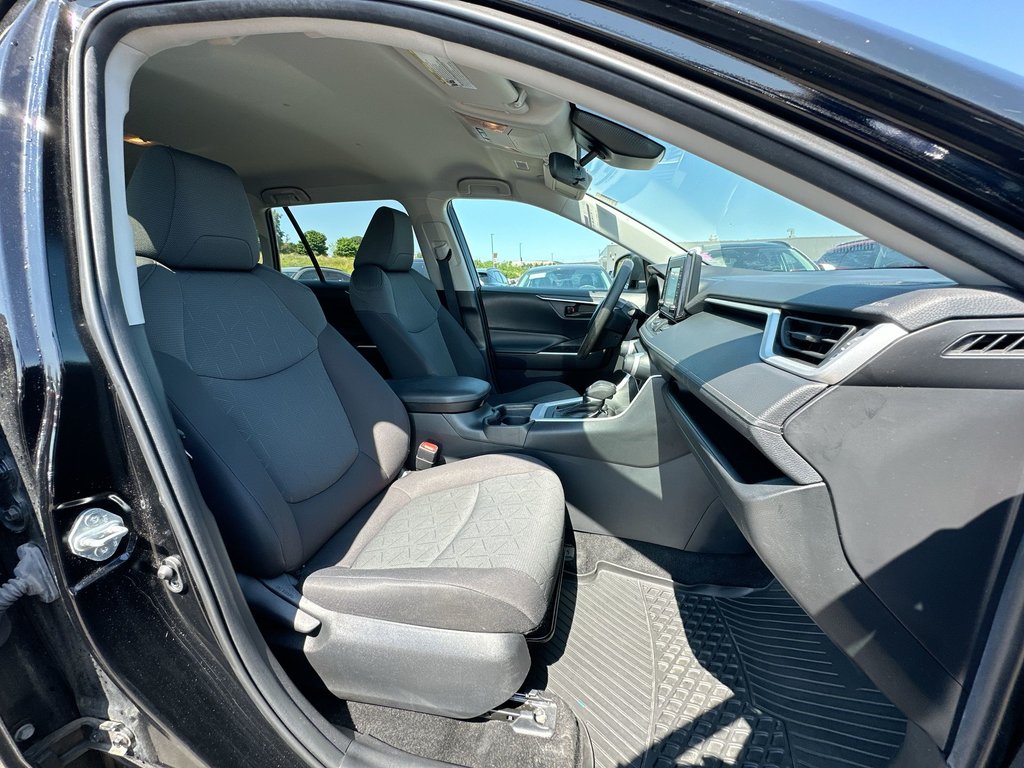 2021 Toyota RAV4 LE | Cam | Bluetooth | AC | Cruise | USB | Aux in Saint John, New Brunswick - 42 - w1024h768px