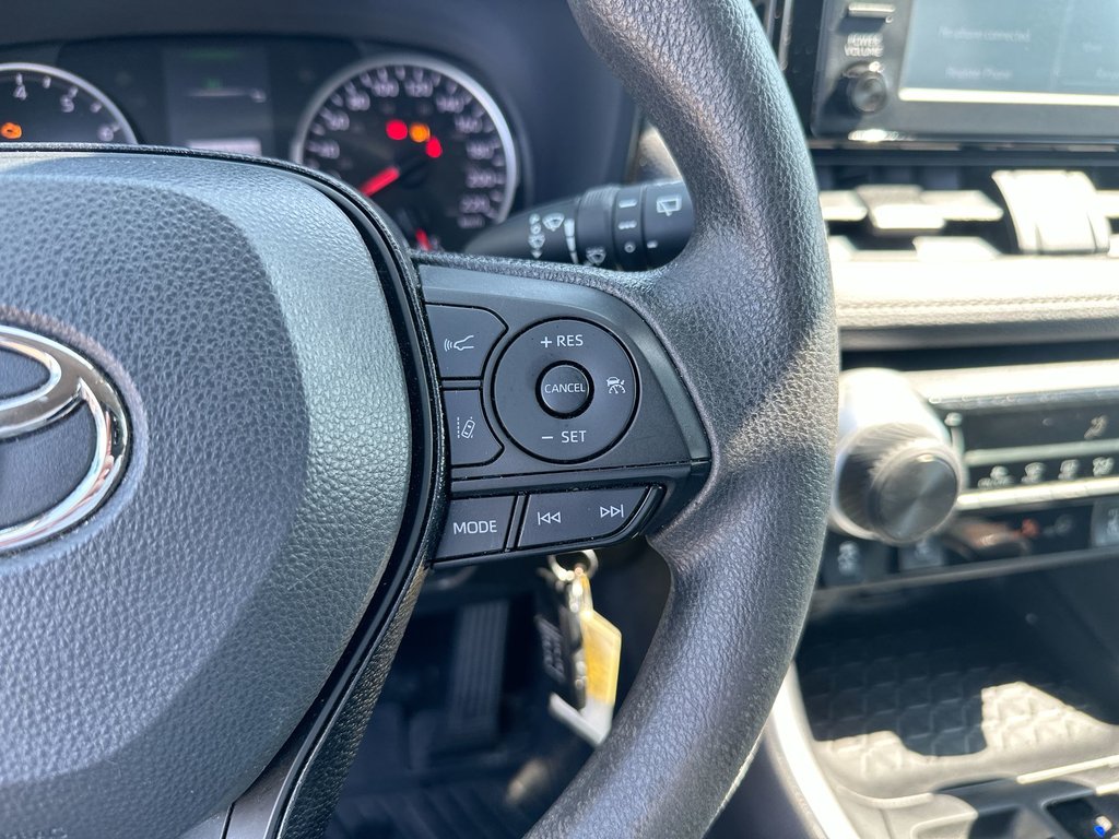 2021 Toyota RAV4 LE | Cam | Bluetooth | AC | Cruise | USB | Aux in Saint John, New Brunswick - 21 - w1024h768px
