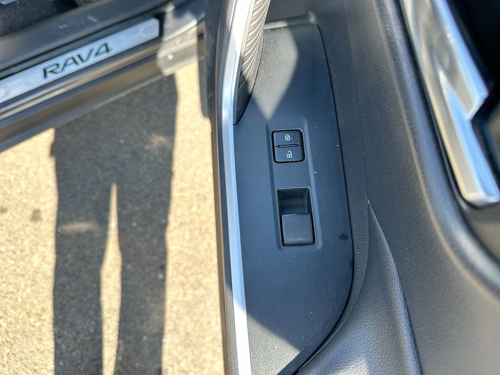 2021 Toyota RAV4 XLE | Roof | HtdSeat | Cam | Bluetooth | USB in Saint John, New Brunswick - 46 - w1024h768px