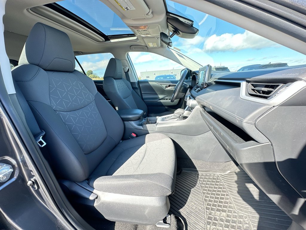 2021 Toyota RAV4 XLE | Roof | HtdSeat | Cam | Bluetooth | USB in Saint John, New Brunswick - 42 - w1024h768px