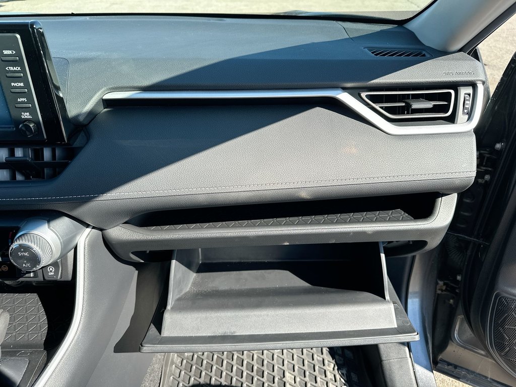 2021 Toyota RAV4 XLE | Roof | HtdSeat | Cam | Bluetooth | USB in Saint John, New Brunswick - 43 - w1024h768px