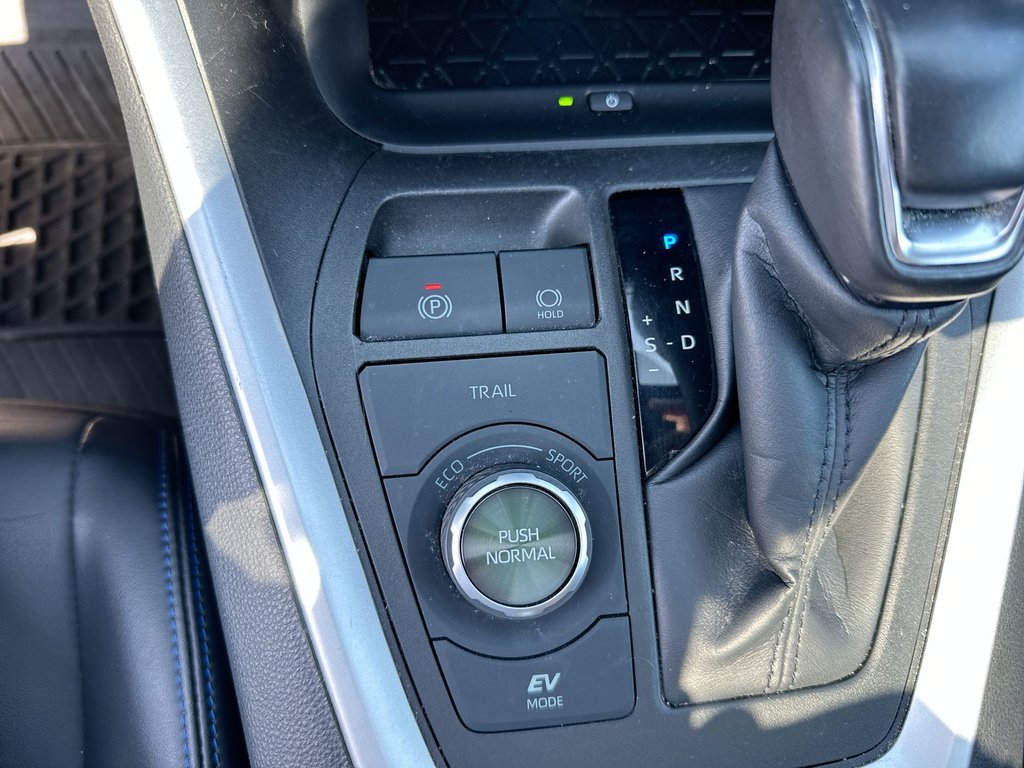 2022 Toyota RAV4 Hybrid XSE | Roof | Lthr | Cam | Warranty to 2030 in Saint John, New Brunswick - 30 - w1024h768px