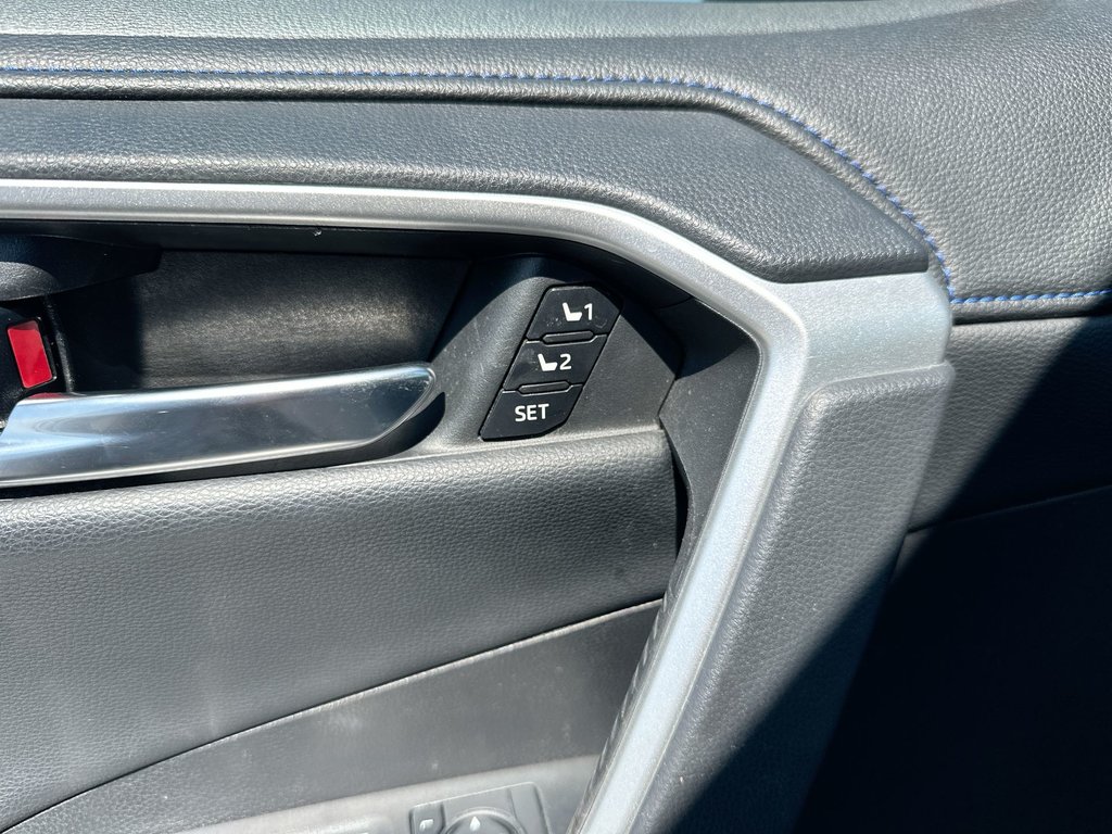 2022 Toyota RAV4 Hybrid XSE | Roof | Lthr | Cam | Warranty to 2030 in Saint John, New Brunswick - 50 - w1024h768px