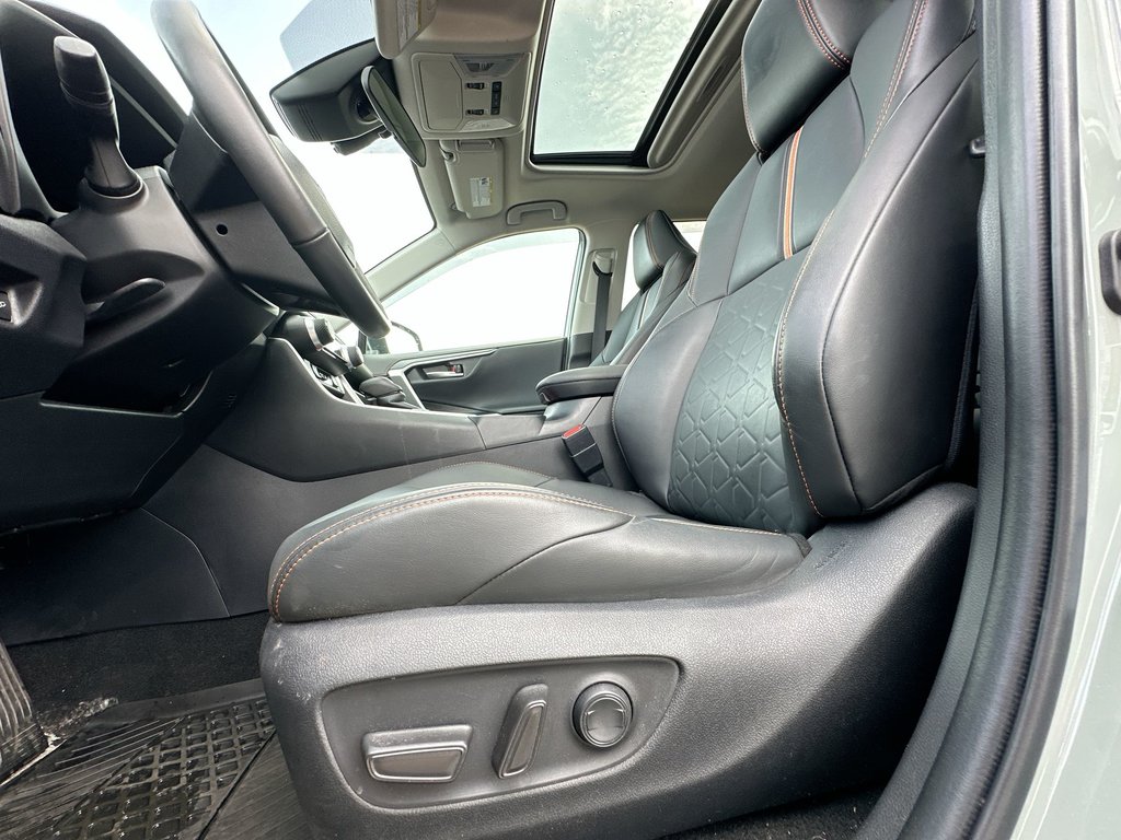 2022 Toyota RAV4 Trail | Cam | Keyless | Roof | Warranty to 2027 in Saint John, New Brunswick - 14 - w1024h768px
