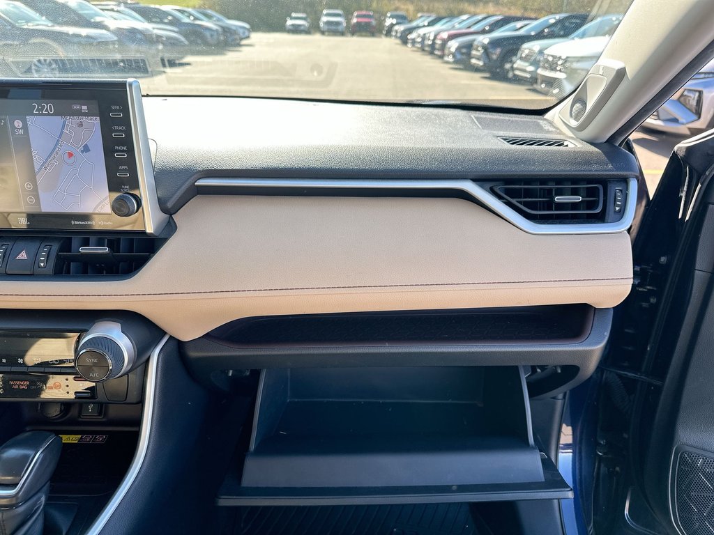 2022 Toyota RAV4 Hybrid Limited | Leather | Roof | Warranty to 2027 in Saint John, New Brunswick - 43 - w1024h768px