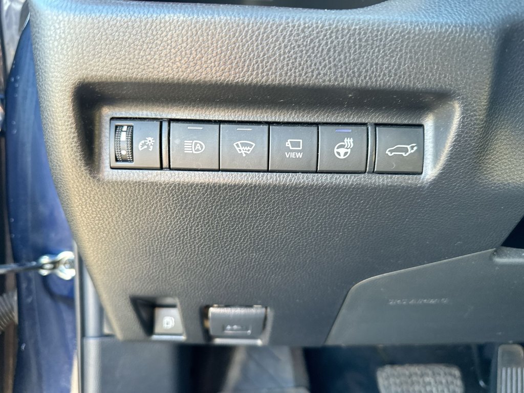 2022 Toyota RAV4 Hybrid Limited | Leather | Roof | Warranty to 2027 in Saint John, New Brunswick - 31 - w1024h768px