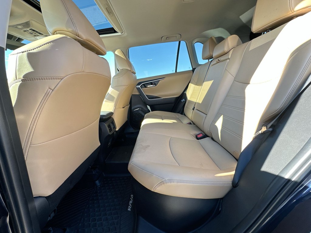 2022 Toyota RAV4 Hybrid Limited | Leather | Roof | Warranty to 2027 in Saint John, New Brunswick - 34 - w1024h768px