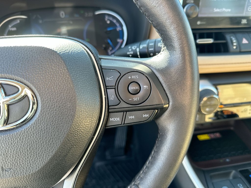 2022 Toyota RAV4 Hybrid Limited | Leather | Roof | Warranty to 2027 in Saint John, New Brunswick - 21 - w1024h768px