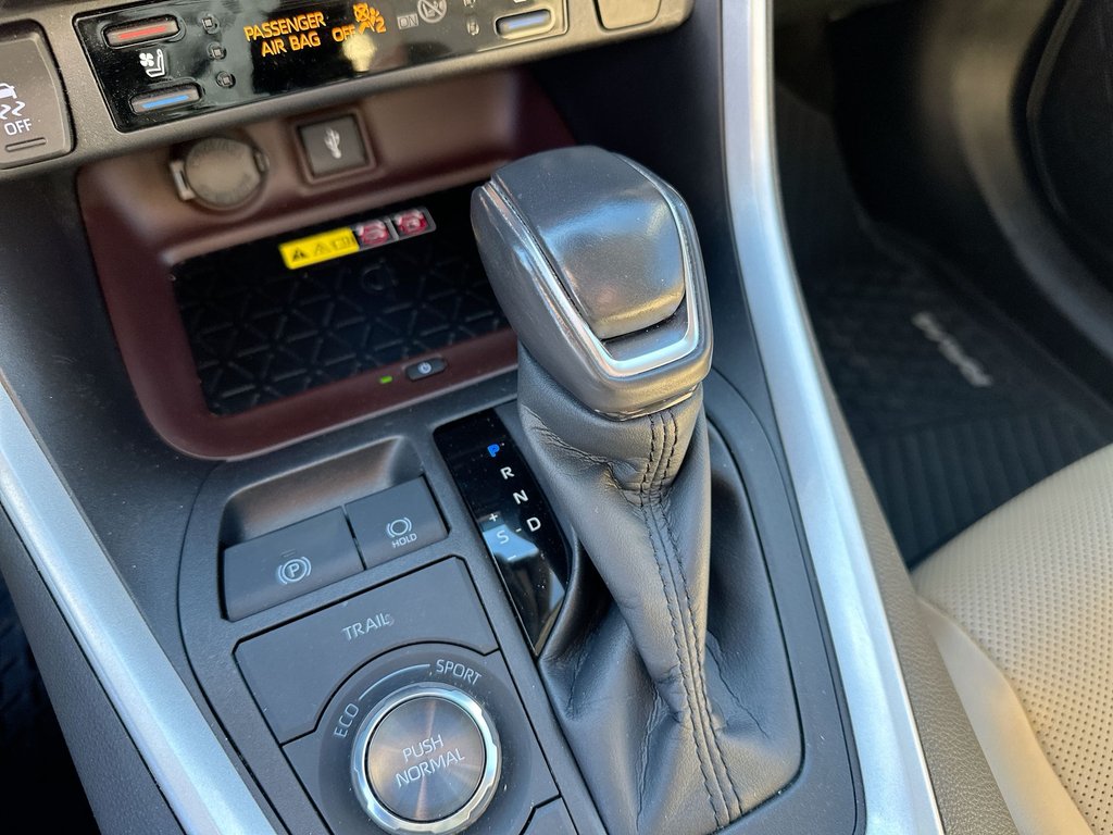 2022 Toyota RAV4 Hybrid Limited | Leather | Roof | Warranty to 2027 in Saint John, New Brunswick - 29 - w1024h768px