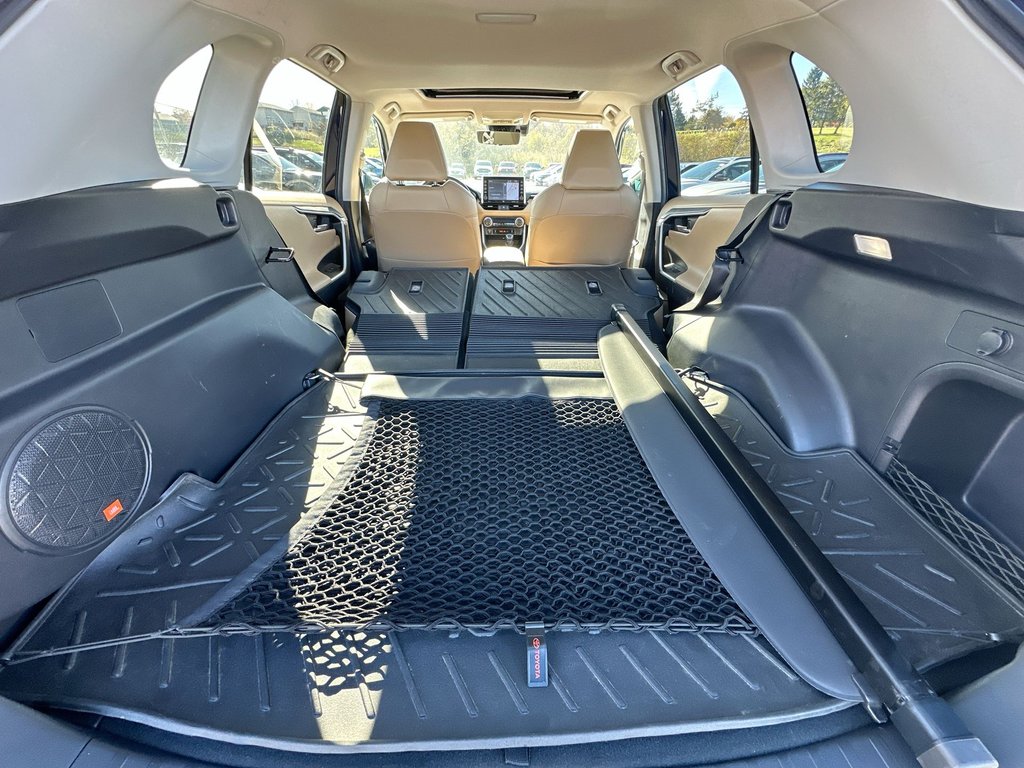 2022 Toyota RAV4 Hybrid Limited | Leather | Roof | Warranty to 2027 in Saint John, New Brunswick - 37 - w1024h768px