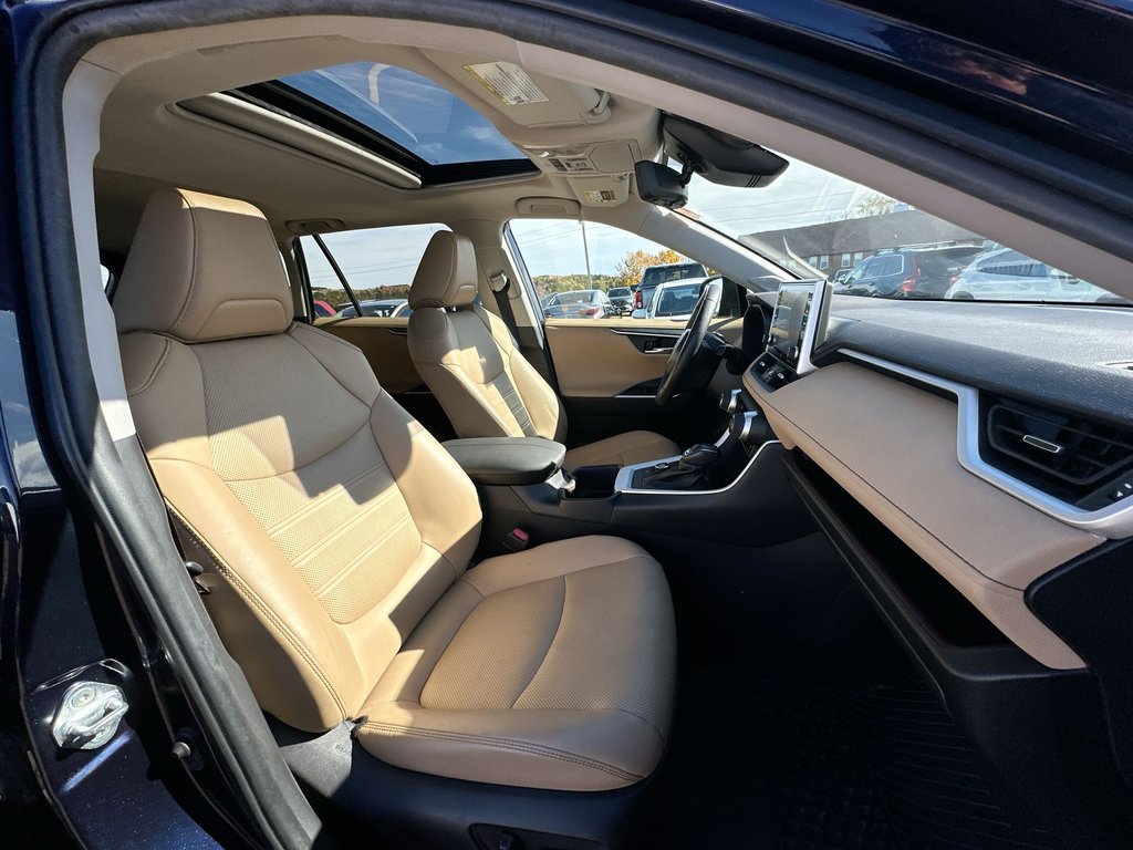 2022 Toyota RAV4 Hybrid Limited | Leather | Roof | Warranty to 2027 in Saint John, New Brunswick - 42 - w1024h768px