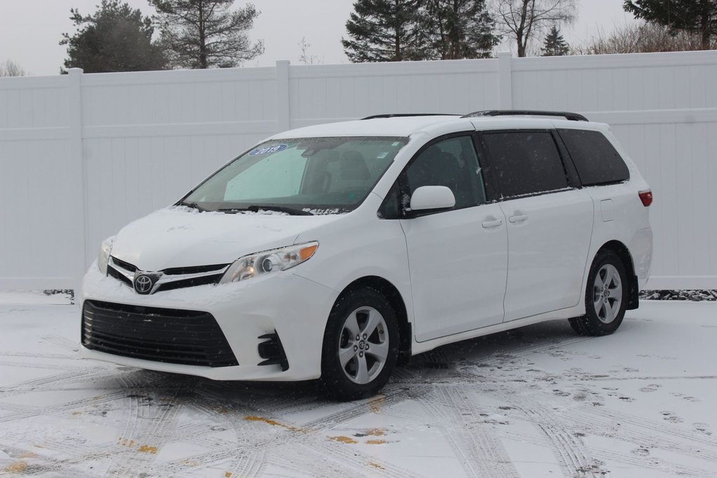 2019 Toyota Sienna LE | Cam | USB | HtdSeats | 8-Pass | Bluetooth in Saint John, New Brunswick - 3 - w1024h768px