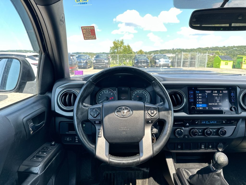 2016 Toyota Tacoma in Antigonish, Nova Scotia - 12 - w1024h768px