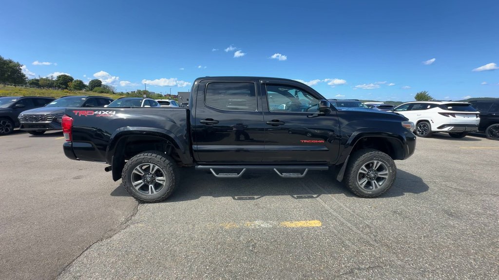 2016 Toyota Tacoma in Antigonish, Nova Scotia - 3 - w1024h768px