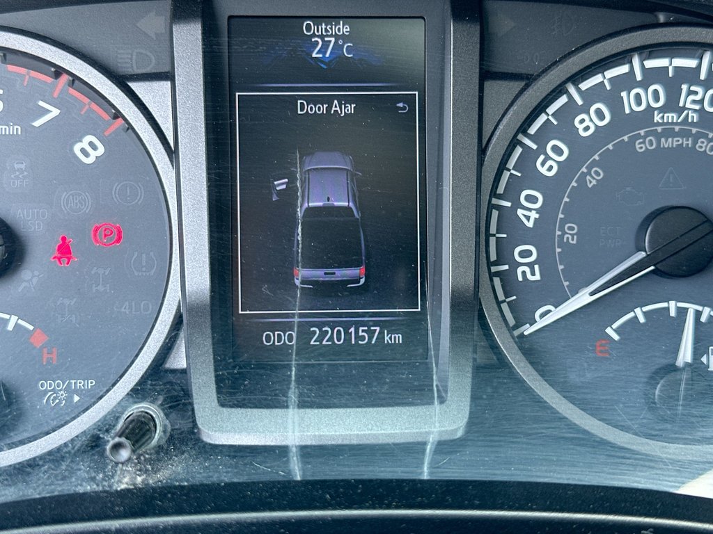 2016 Toyota Tacoma in Antigonish, Nova Scotia - 23 - w1024h768px