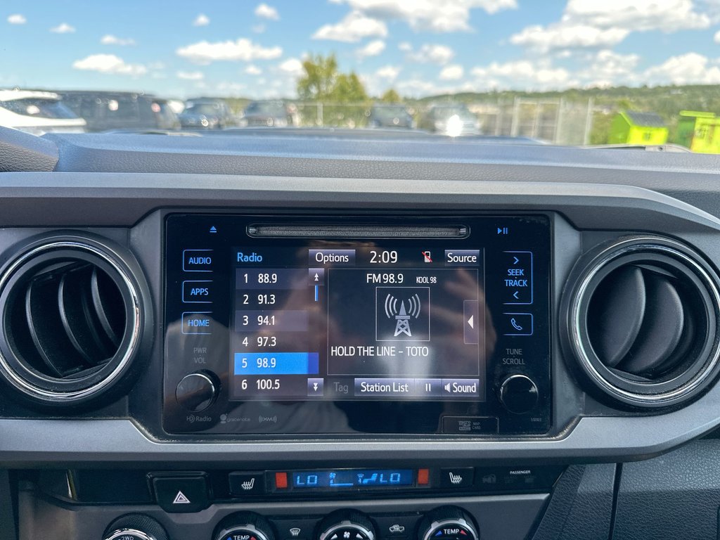 2016 Toyota Tacoma in Antigonish, Nova Scotia - 25 - w1024h768px