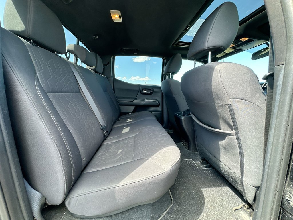 2016 Toyota Tacoma in Antigonish, Nova Scotia - 40 - w1024h768px