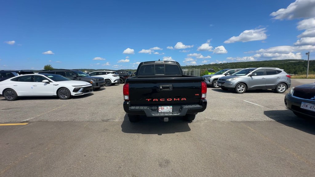 2016 Toyota Tacoma in Antigonish, Nova Scotia - 9 - w1024h768px