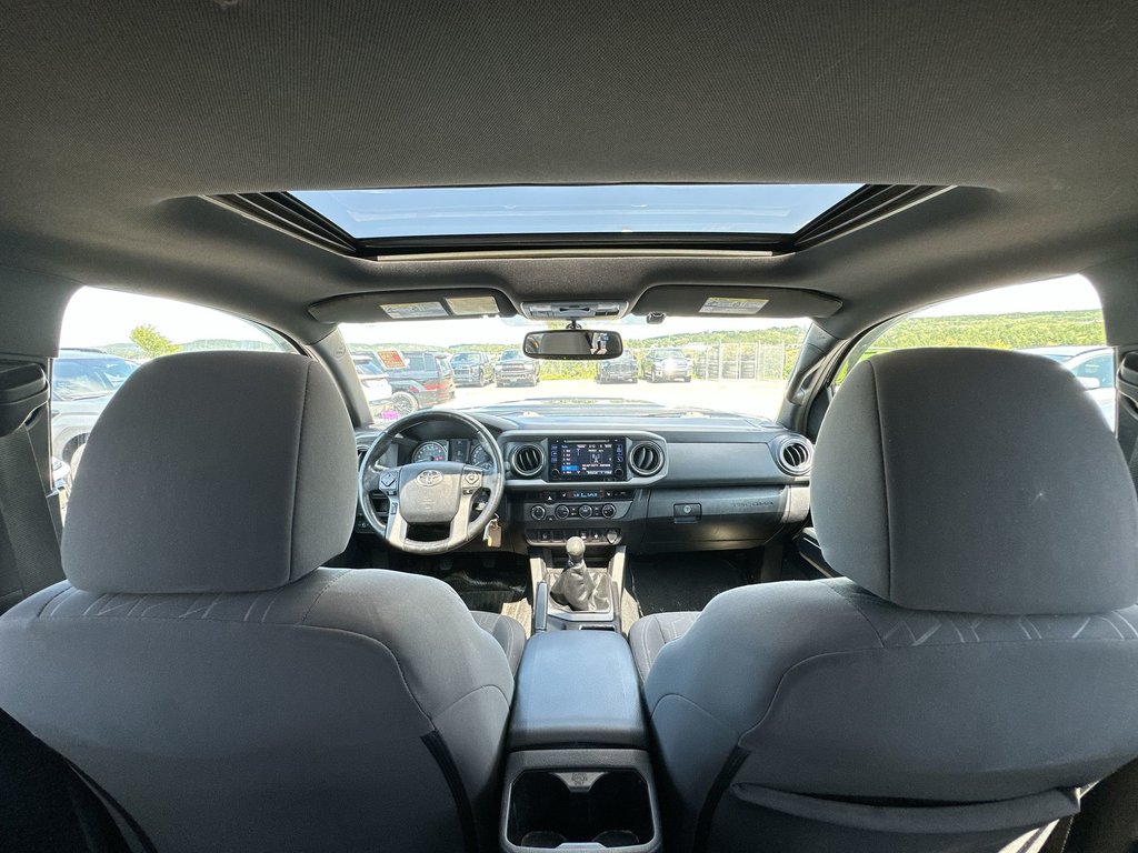 2016 Toyota Tacoma in Antigonish, Nova Scotia - 49 - w1024h768px