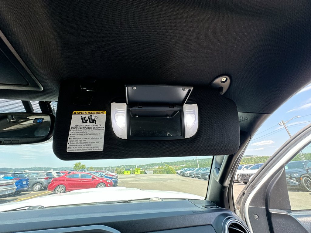 Toyota Tacoma TRD Sport | Manual | Cam | HtdSeat | Bluetooth 2017 à Saint John, Nouveau-Brunswick - 50 - w1024h768px