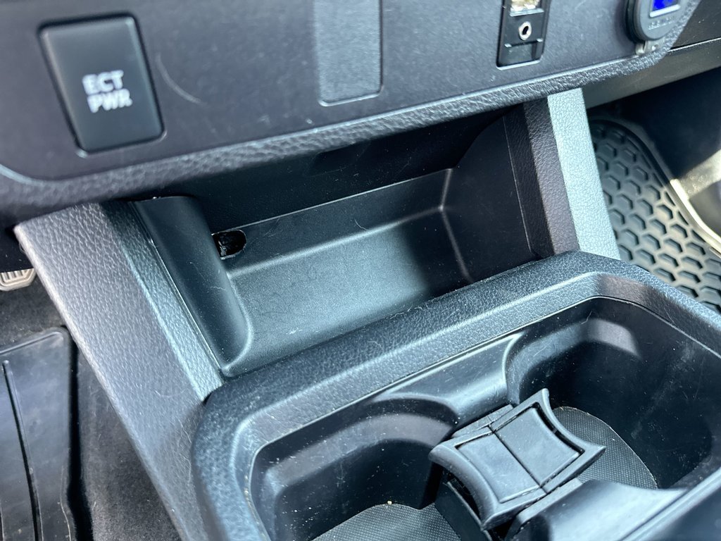 Toyota Tacoma TRD Sport | Manual | Cam | HtdSeat | Bluetooth 2017 à Saint John, Nouveau-Brunswick - 28 - w1024h768px