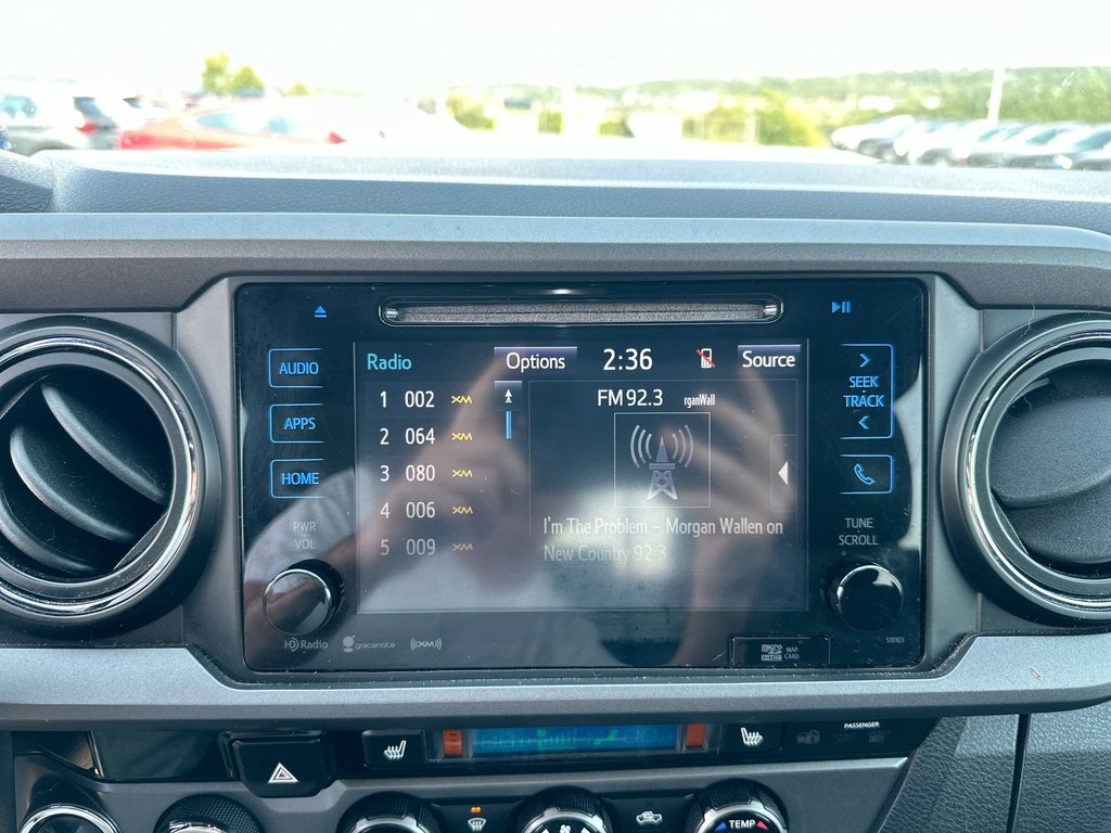 Toyota Tacoma TRD Sport | Manual | Cam | HtdSeat | Bluetooth 2017 à Saint John, Nouveau-Brunswick - 25 - w1024h768px