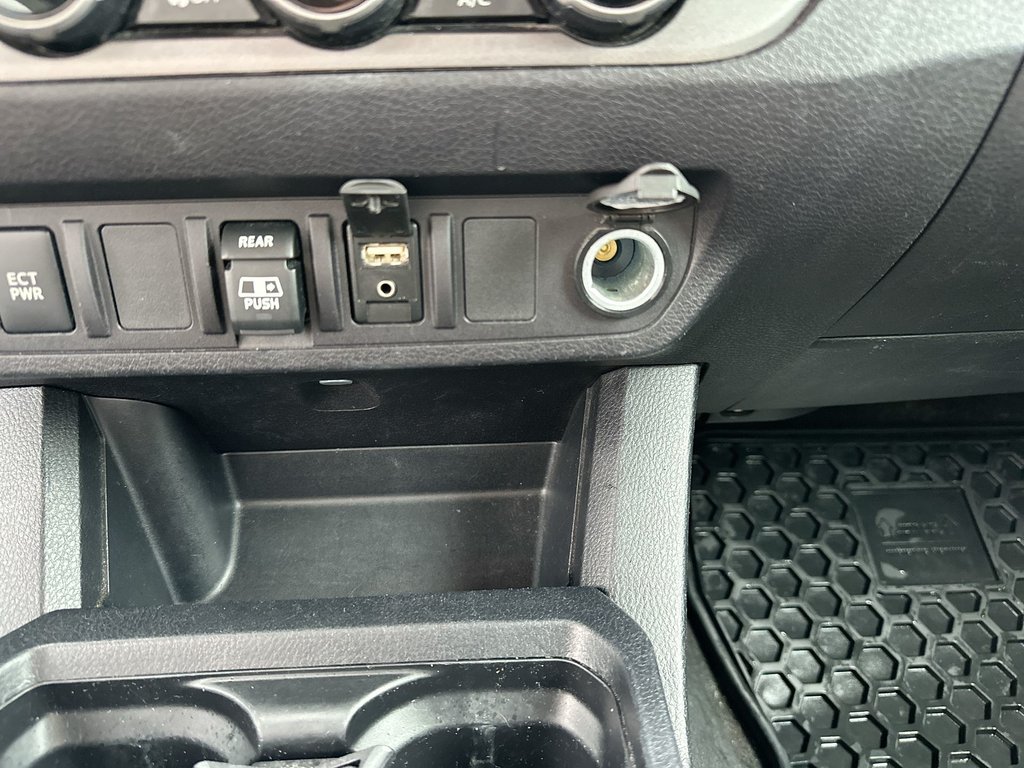 2018 Toyota Tacoma SR5 | Cam | Bluetooth | Cruise | CD | AUX | USB in Saint John, New Brunswick - 45 - w1024h768px
