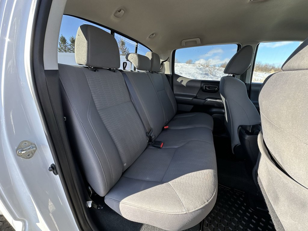 2019 Toyota Tacoma in Antigonish, Nova Scotia - 39 - w1024h768px