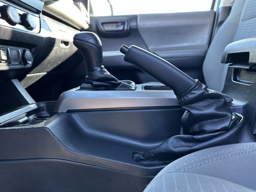 2019 Toyota Tacoma in Antigonish, Nova Scotia - 30 - w1024h768px