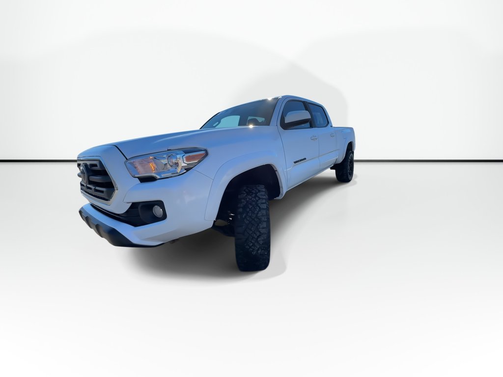 2019 Toyota Tacoma in Antigonish, Nova Scotia - 4 - w1024h768px