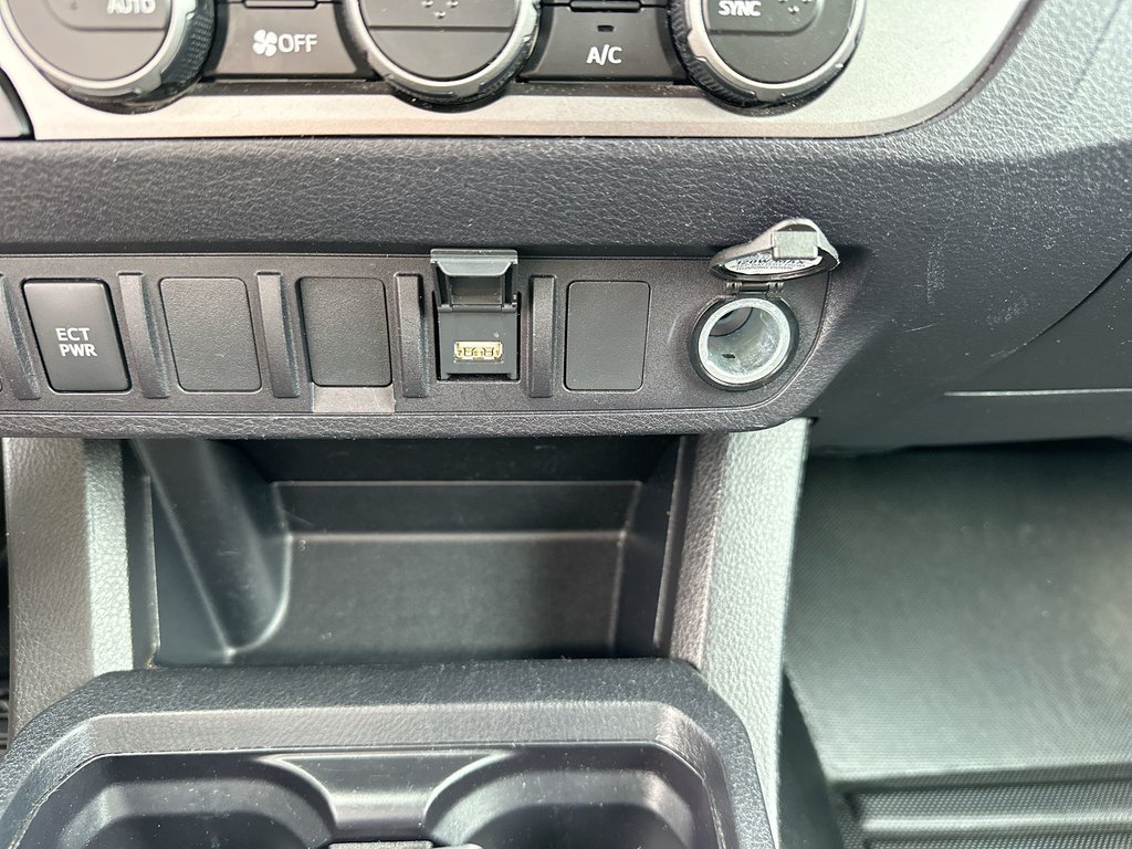 2021 Toyota Tacoma in Antigonish, Nova Scotia - 45 - w1024h768px
