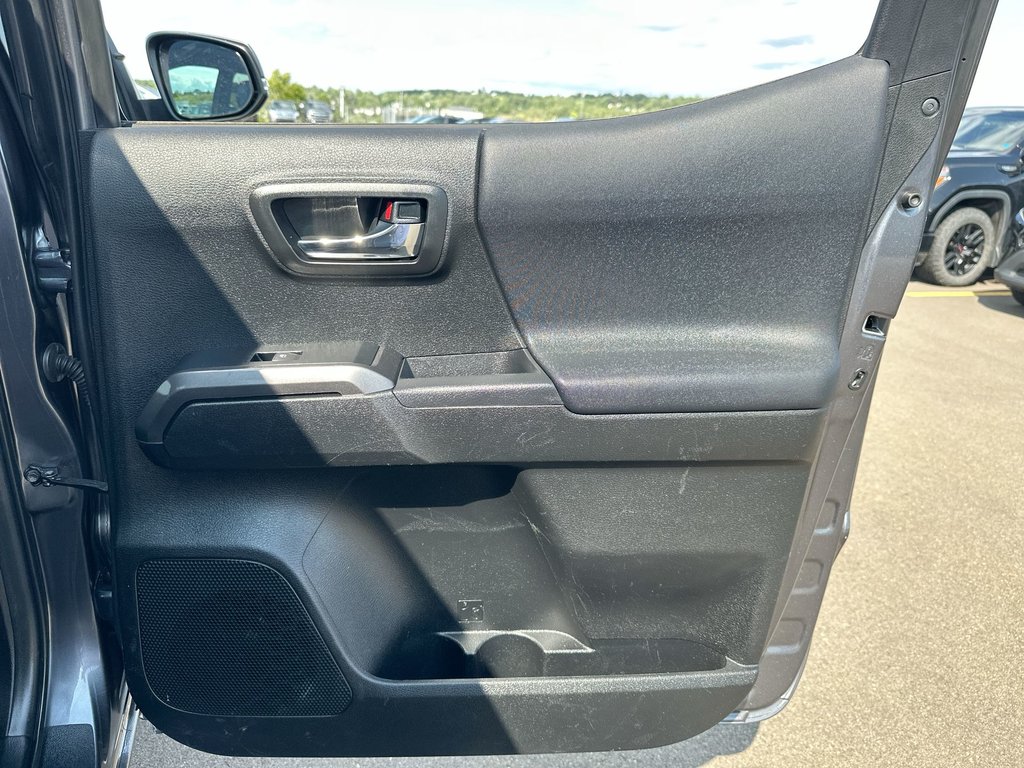 2021 Toyota Tacoma in Antigonish, Nova Scotia - 41 - w1024h768px