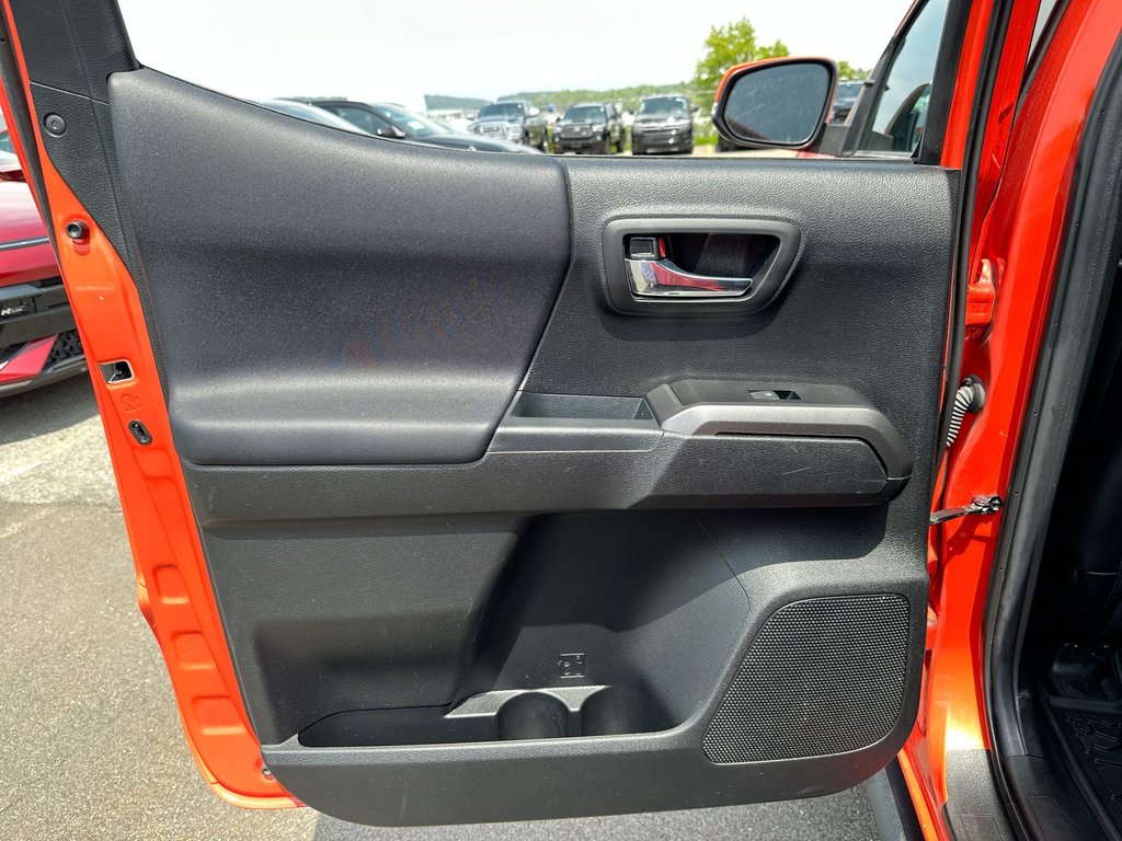 2023 Toyota Tacoma TRD-Pro | Manual | Lthr | Cam | Warranty to 2028 in Saint John, New Brunswick - 35 - w1024h768px