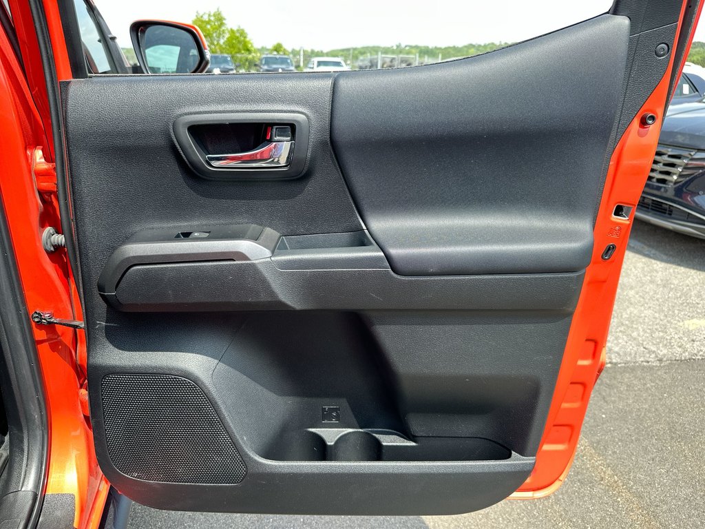 2023 Toyota Tacoma TRD-Pro | Manual | Lthr | Cam | Warranty to 2028 in Saint John, New Brunswick - 41 - w1024h768px